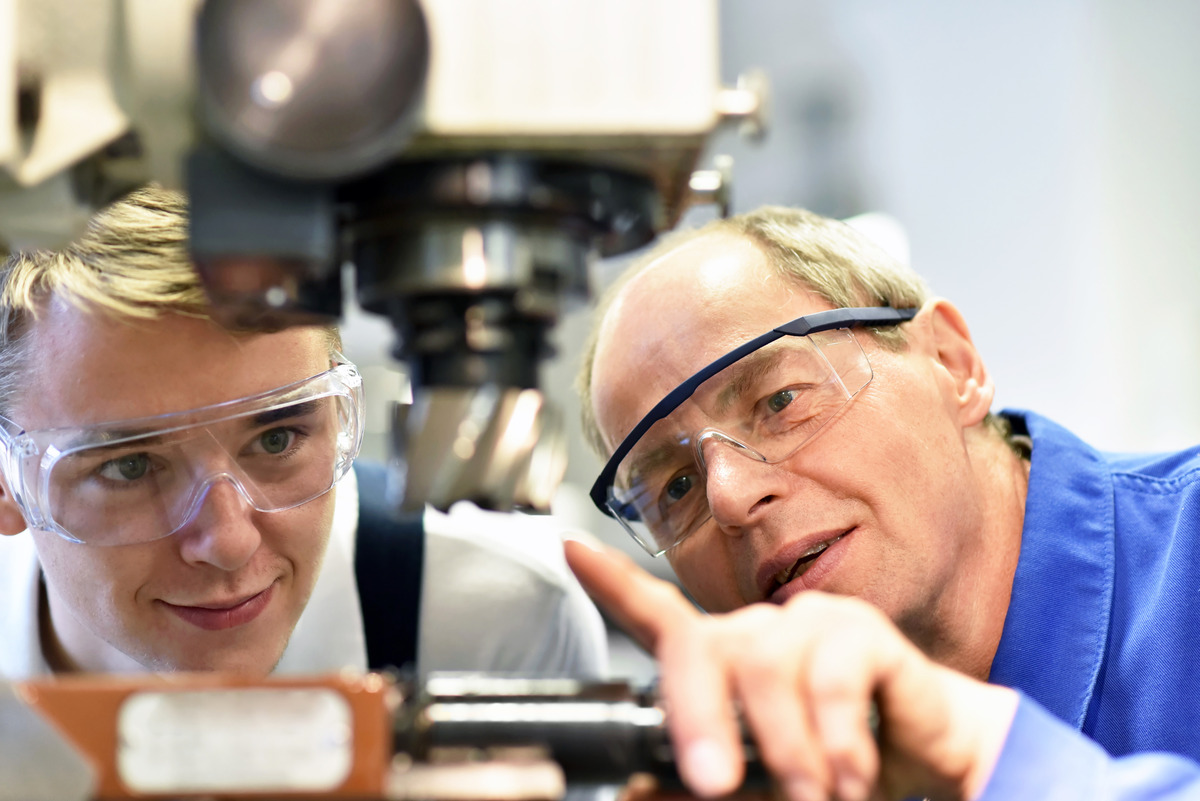 Top-Ausbilder in der Region: Finde deine Berufung hier in Franken